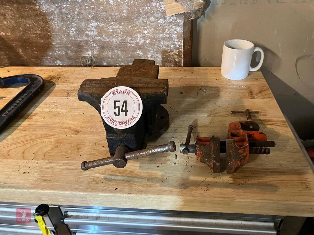 2 BENCH VICES