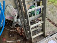 ALUMINIUM TRIPLE EXTENDING LADDER - 5