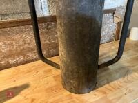 28'' X 7'' HAND POST BANGER - 2
