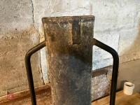 28'' X 7'' HAND POST BANGER - 5