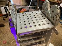 FOLDING PLATFORM LADDER - 9