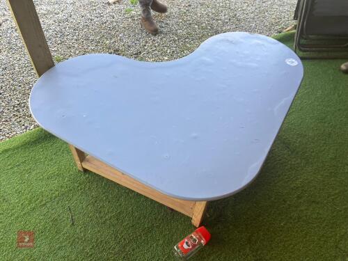 HEART SHAPED COFFEE TABLE