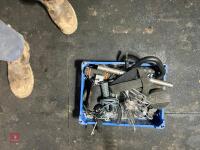 TRAY OF ASSORTED GYM ACCESSORIES - 3
