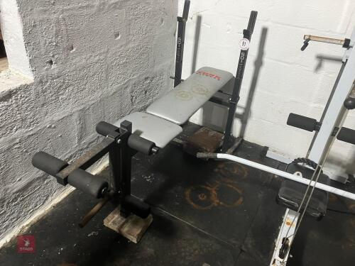 YORK FITNESS 501 BENCH PRESS TABLE