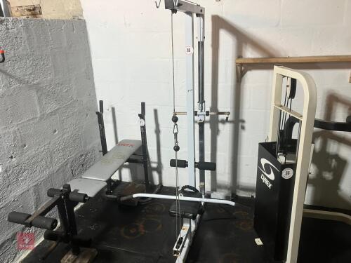 UPPER BODY TRAINING MACHINE