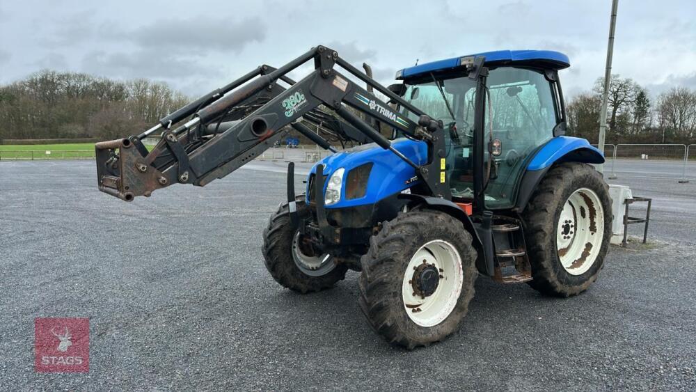 2004 NEW HOLLAND TS 100 4WD TRACTOR
