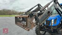 2004 NEW HOLLAND TS 100 4WD TRACTOR - 19