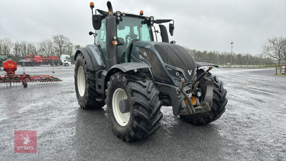 2018 VALTRA 254 VERSU 4WD TRACTOR