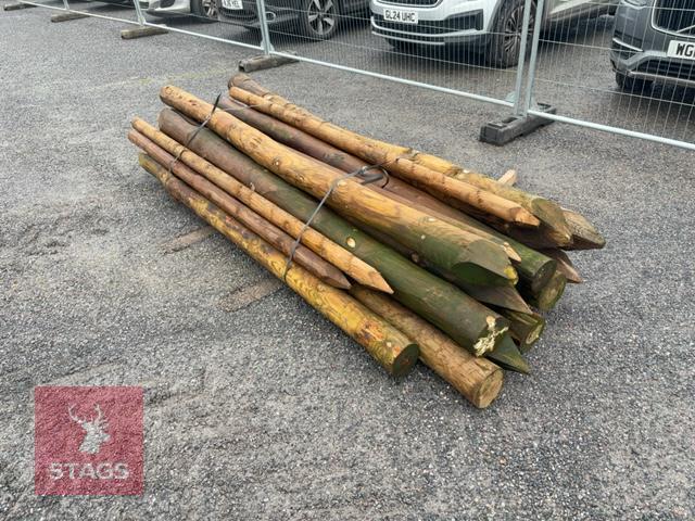 16 MIXED WOODEN STAKES