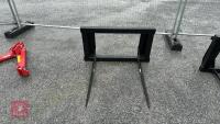 FRICKE EURO 8 BALE SPIKE - 2