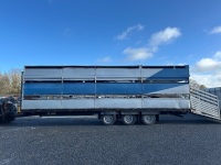 PARKHOUSE 35' 3 DECK LIVESTOCK TRAILER - 2