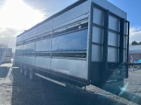 PARKHOUSE 35' 3 DECK LIVESTOCK TRAILER - 7