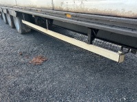PARKHOUSE 35' 3 DECK LIVESTOCK TRAILER - 10