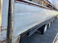 PARKHOUSE 35' 3 DECK LIVESTOCK TRAILER - 14
