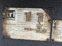 PARKHOUSE 35' 3 DECK LIVESTOCK TRAILER - 28