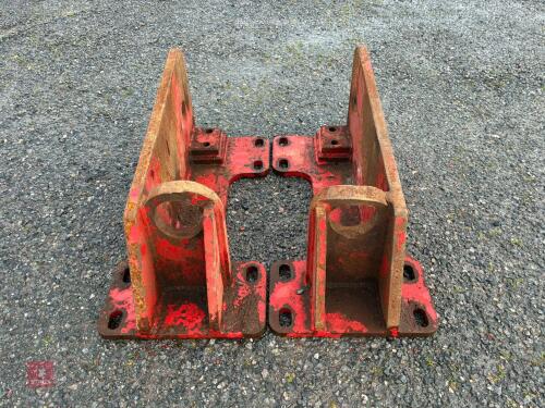 BOLT ON PIN & CONE BRACKETS