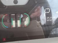 2016 MASSEY FERGUSON 5612 4WD TRACTOR - 12