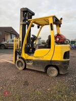 HYSTER 3T GAS FORKLIFT - 4