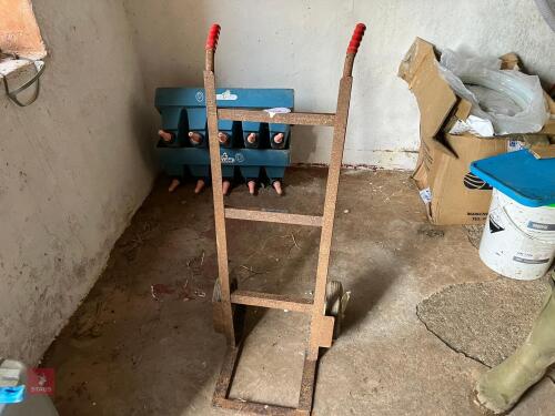 VULCAN METAL SACK TRUCK (69)