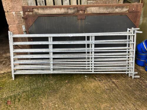 4 GALV 8' IAE SHEEP HURDLES (5)