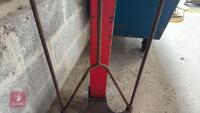 AVERY BARN SCALES - 7