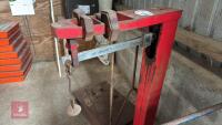 AVERY BARN SCALES - 15