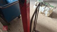 AVERY BARN SCALES - 18