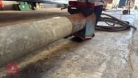 HYDRAULIC 21' GRAIN AUGUR - 16