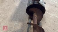 HYDRAULIC 21' GRAIN AUGUR - 31