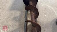 HYDRAULIC 21' GRAIN AUGUR - 32