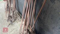 14 METAL 'H' STAKES - 9