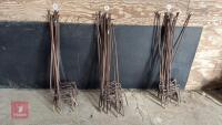 14 METAL 'H' STAKES