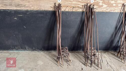 13 METAL 'H' STAKES