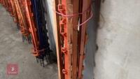 12 PLASTIC ELECTRIC FENCE STAKES - 14