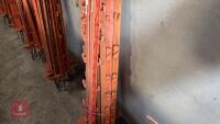12 PLASTIC ELECTRIC FENCE STAKES - 15