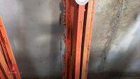 12 PLASTIC ELECTRIC FENCE STAKES - 3