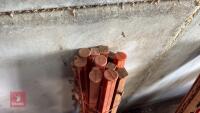 12 PLASTIC ELECTRIC FENCE STAKES - 11