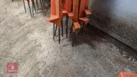 12 PLASTIC ELECTRIC FENCE STAKES - 17