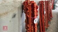 12 PLASTIC ELECTRIC FENCE STAKES - 9