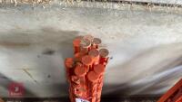 12 PLASTIC ELECTRIC FENCE STAKES - 13