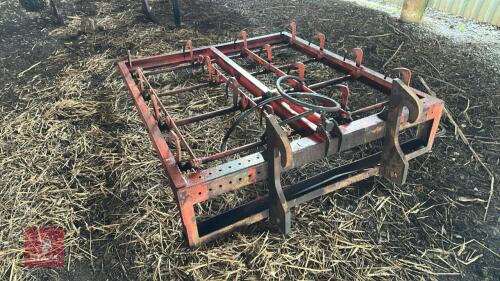 BROWNS FLAT EIGHT BALE GRAB
