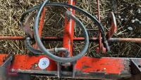 BROWNS FLAT EIGHT BALE GRAB - 4