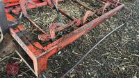 BROWNS FLAT EIGHT BALE GRAB - 7