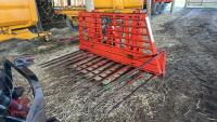 MOULTON 2.4M PUSH-OFF BUCKRAKE - 2