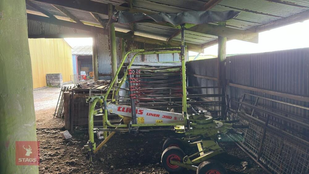 1997 CLAAS LINER 390S SINGLE ROTA RAKE