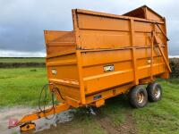 2001 WARWICK 8T SILAGE TRAILER