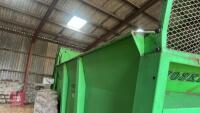 2006 JOSKIN M900V REARDISCHARGE SPREADER - 24