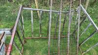 CRADLE BALE FEEDER (S/R) - 4
