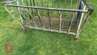 CRADLE BALE FEEDER - 5
