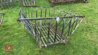 CRADLE BALE FEEDER